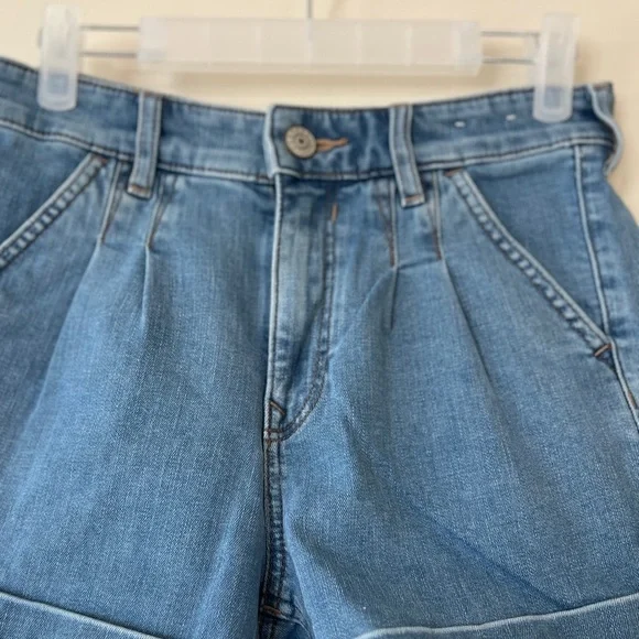 Express Blue Jean Shorts High-Waisted Relaxed Fit - Picture 2 of 6